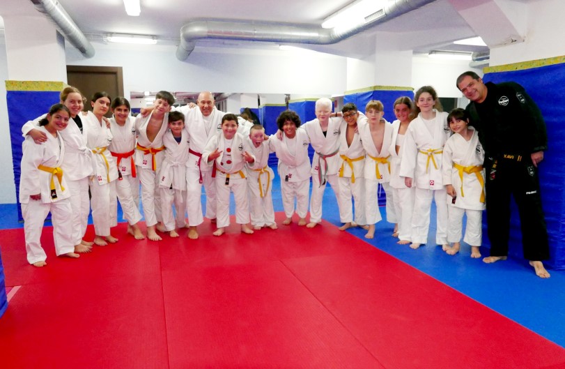 Escola Hansu Jiu Jitsu Arts Marcials Mollet clase gratuita